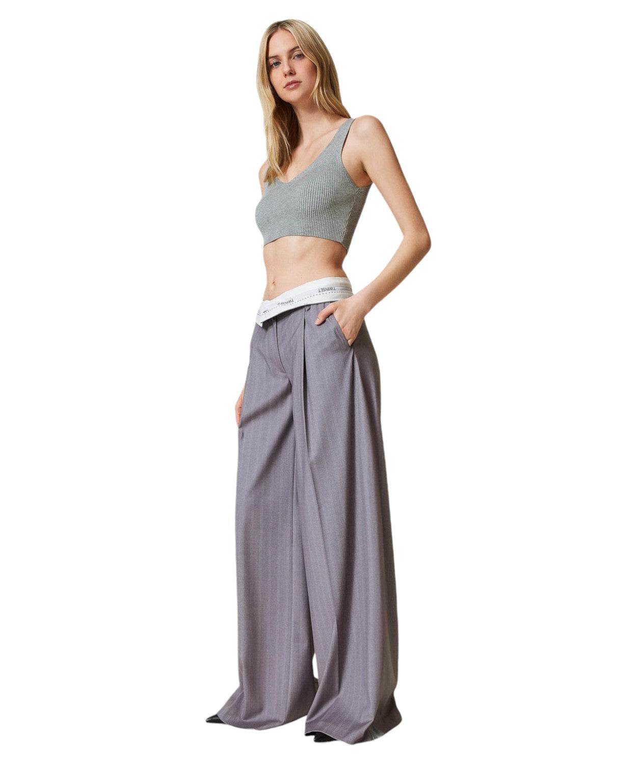 Pantaloni Wide Leg Gessati con Risvolto-Twinset-Pantaloni-Vittorio Citro Boutique